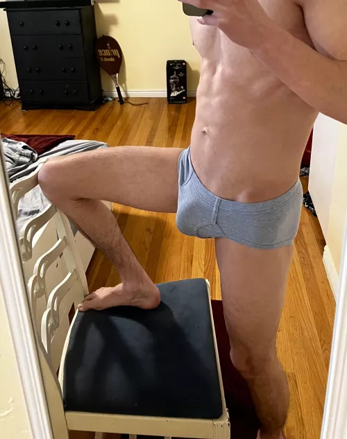 Would anybody like to take a seat? by Leanrunner17