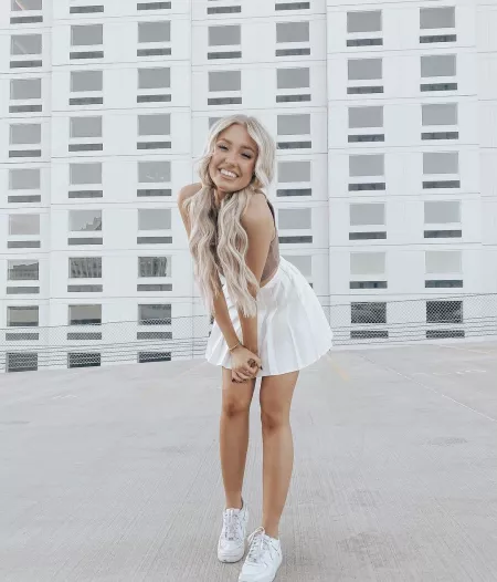 Would I distract you if you were working in the office behind me? by theprincessherself