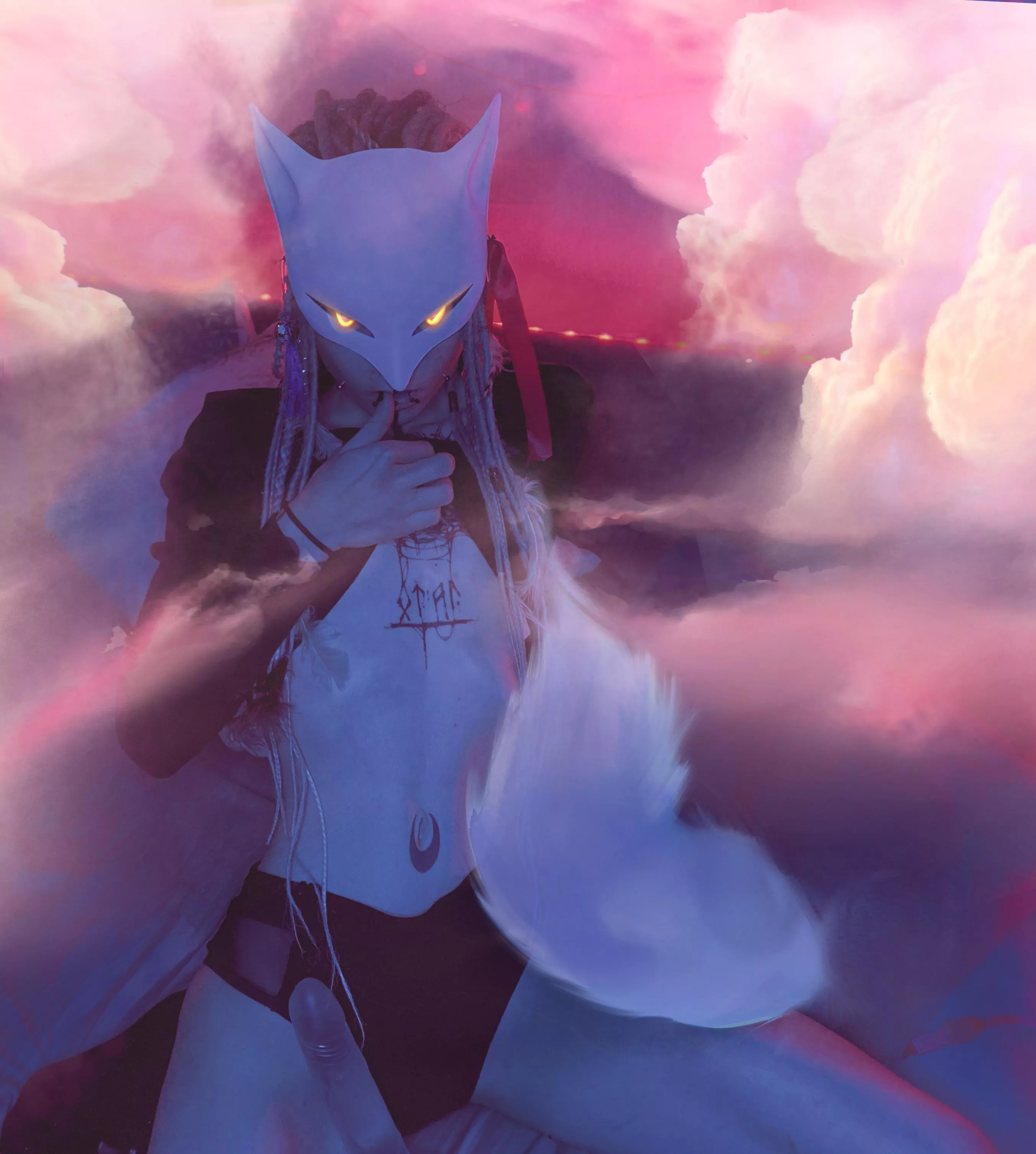 would like to be my subordinate? 🖤✨🖤or would you like to control me? posted by LexyFoxOnly