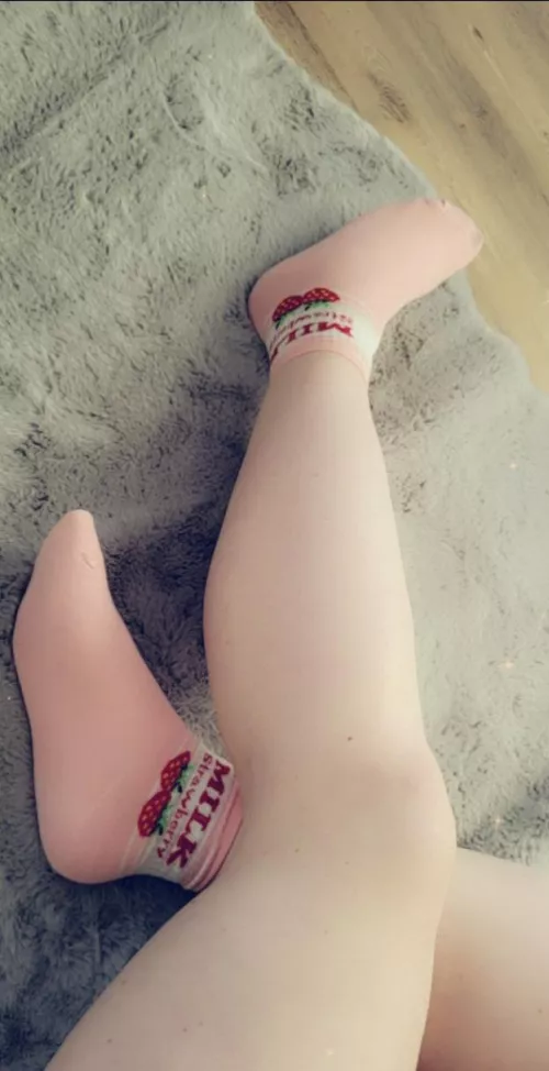 Would like to show you all my new socks🍓 by foxxcii