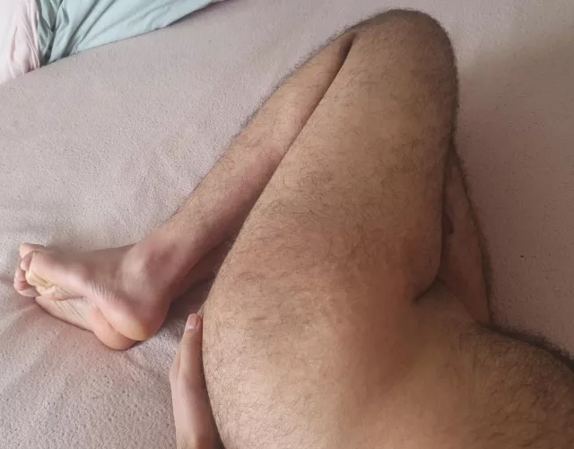 Would love some company, feeling lonely today 😕 by Few-Anywhere-6537