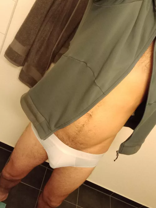 would love to be in a locker room by Lost-Fruit-8026