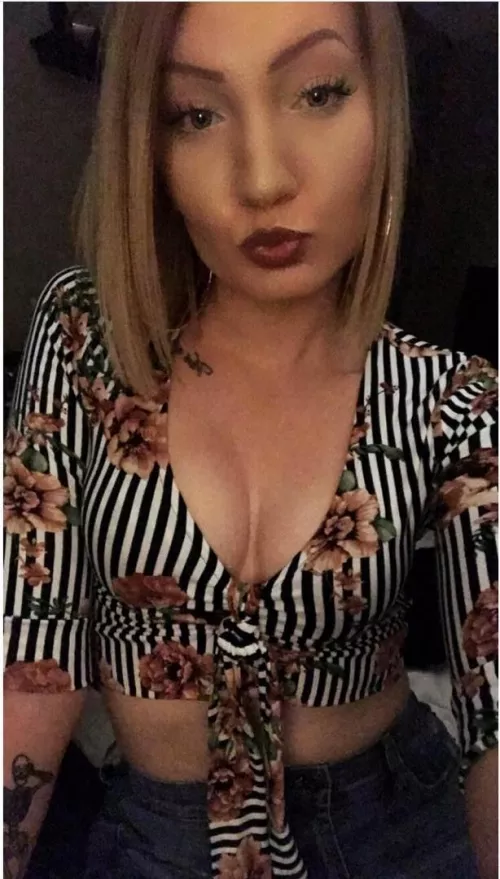 Would love to see someone trib my sister by NecessaryWeak2775