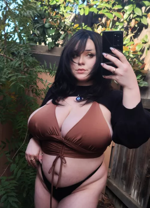 Would u fuck on the first date 🖤 by Fail-Stunning