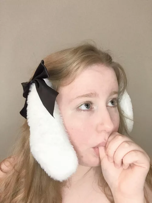 Would you adopt a baby bunny? by thesoftestpuppyushio