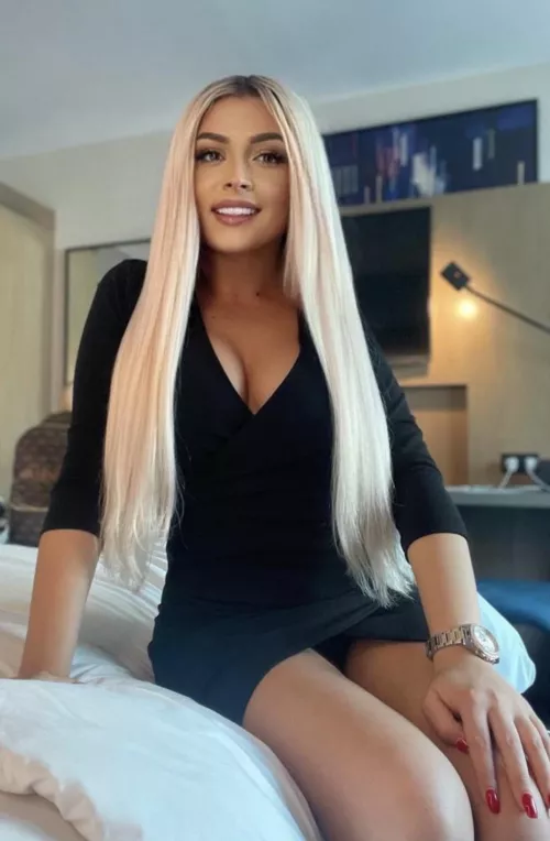 Would you ask me on a date in this dress? by Soniamodel2