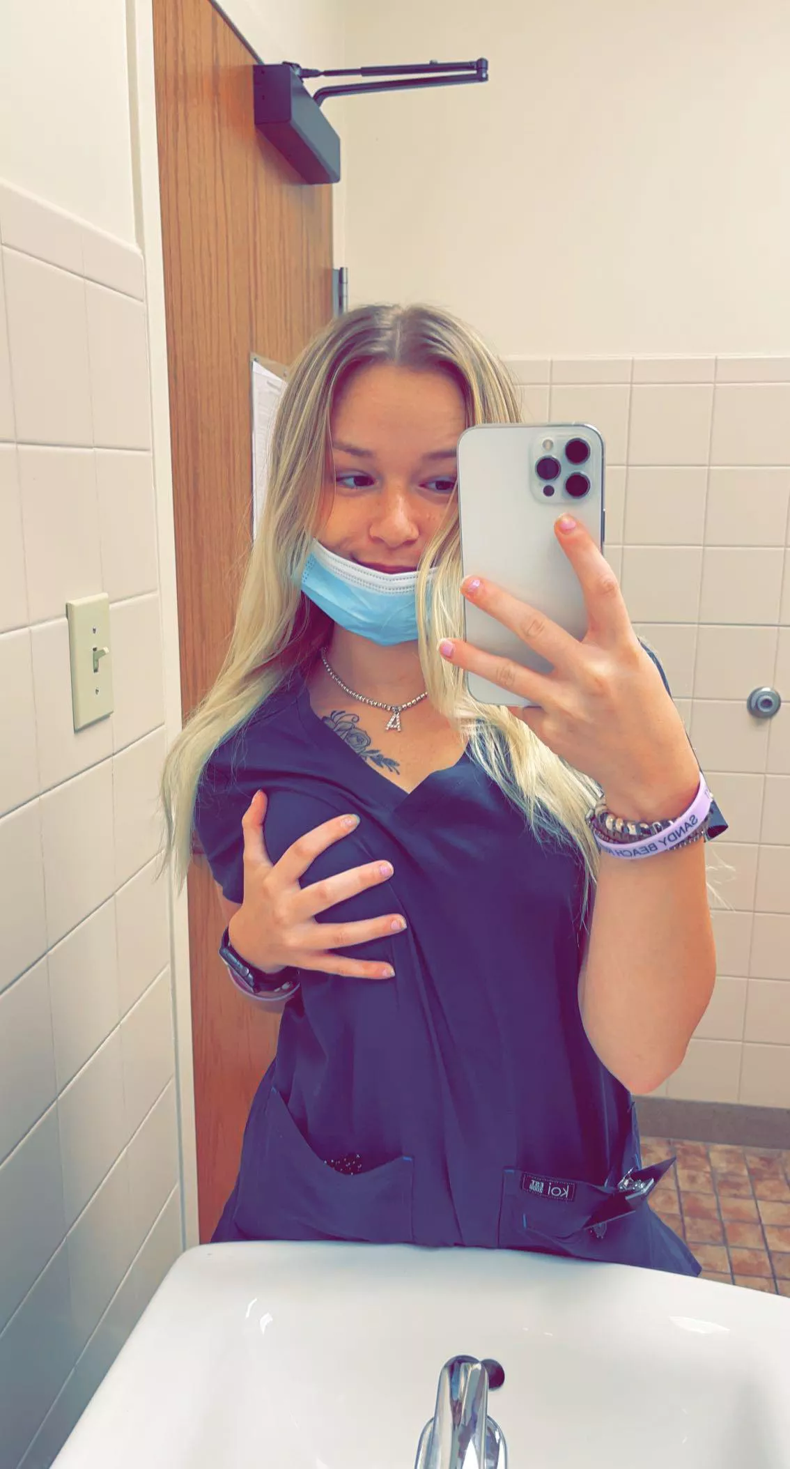 would you be my fuck buddy? 😜 posted by laceyjack0828