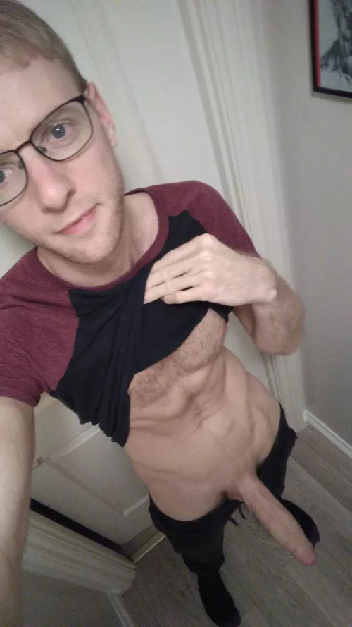 Would you bend over and take it all? by fredericbdz