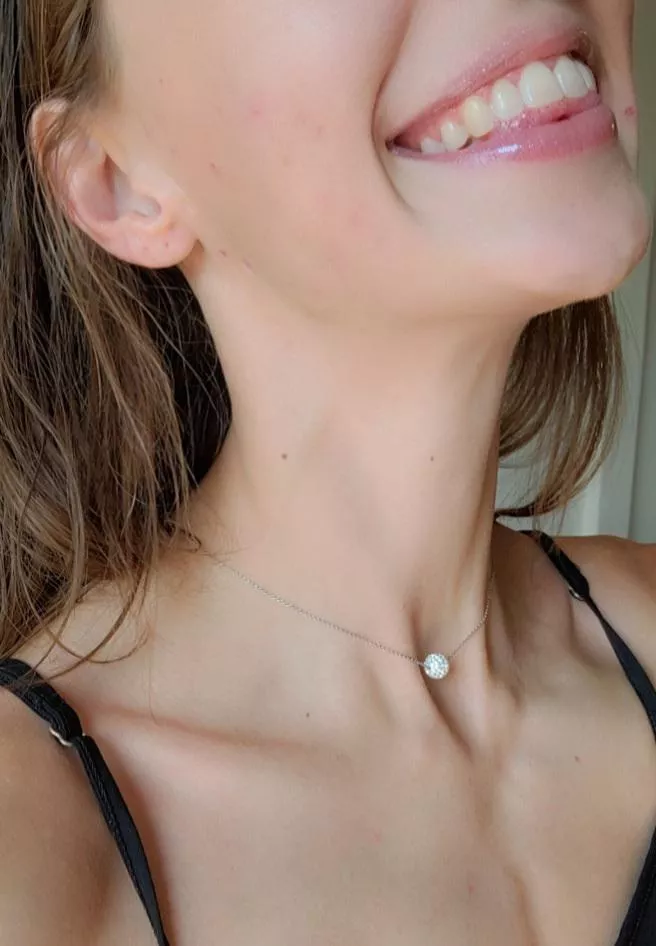 Would you bite on my collar bones? posted by mycelium_mother_