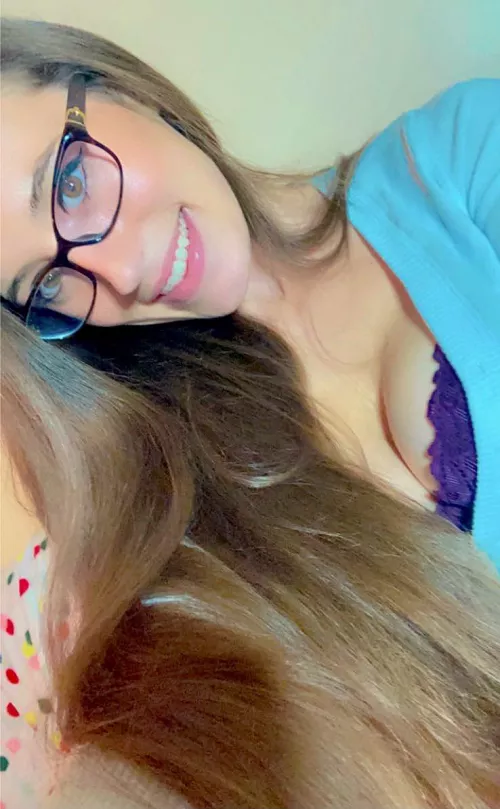 Would you buy me a drink if you saw me at the bar ? by Magicmagsxo