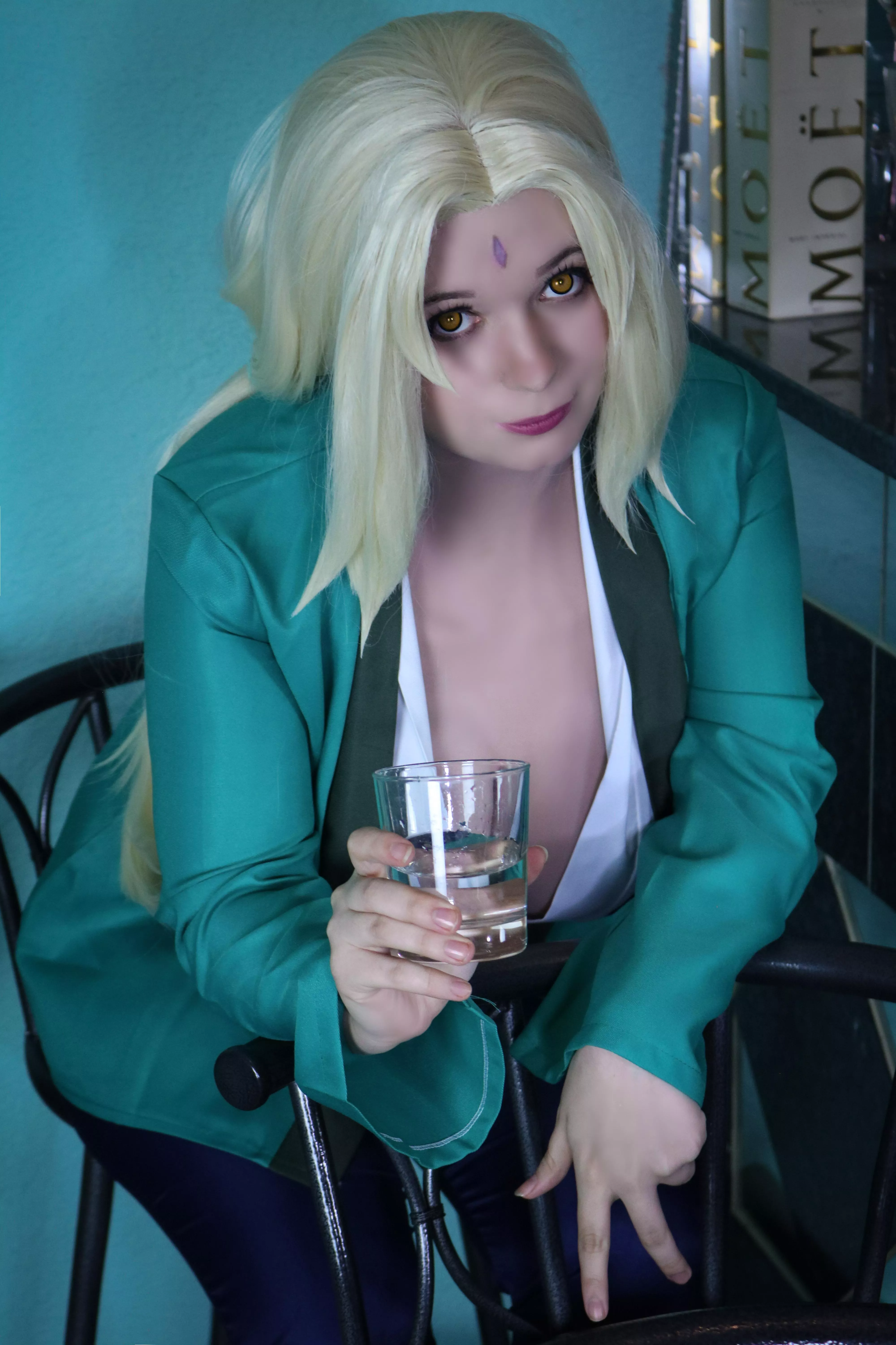 Would you buy Tsunade a drink? (By Lysande) posted by Gunaretta