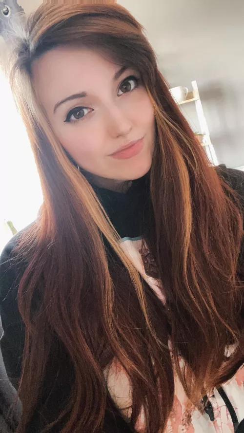 Would you cum for me if I sent you nudes? Let me know and wait for a surprise! 🤤 by Gamingbunny_