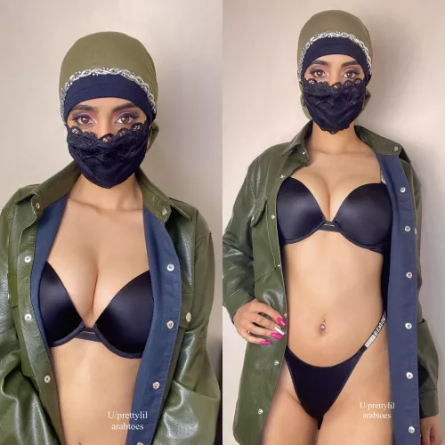 Would you cum inside me or on me? by prettylilarabtoes