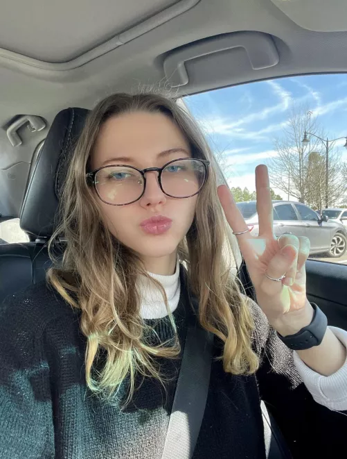 would you cum inside me? by Kyliesfeettt