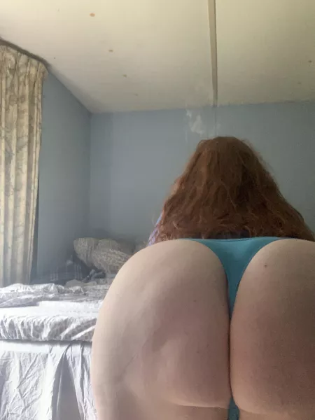 Would you cum on my ass? Asking for a friend😜 by HudaBigBooty