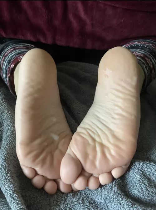 Would you cum on my wife’s feet too?!? by shakaman72