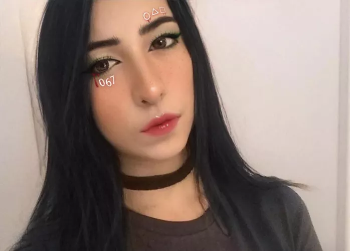 Would you date a shy, akward, dorky, weeb with daddy issues? I might be your girl🙈 by Lydia_Lovegood