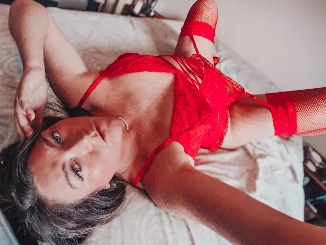 Would you do as I say... by grneyetenn