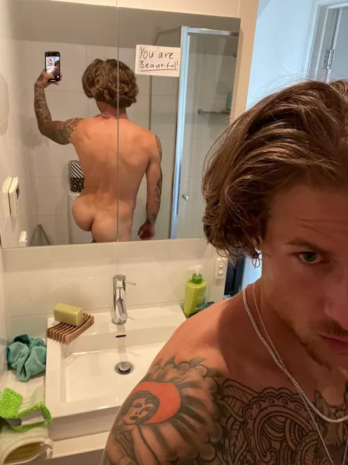 Would you eat it? 🍑👅 by mr_giorgio_t