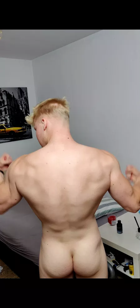 Would you eat? by timlaurenz_