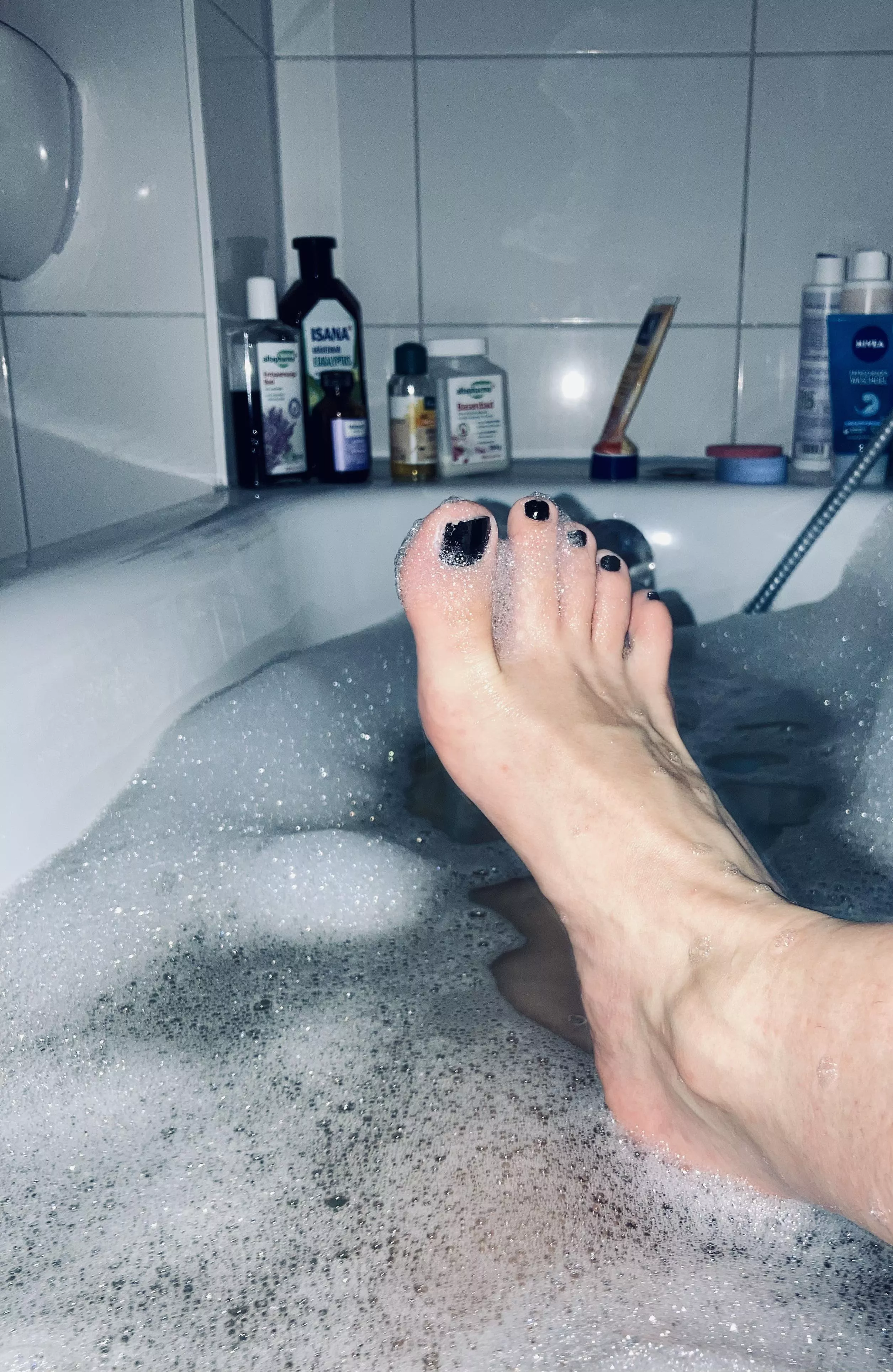 Would you enjoy the taste of the soap?🧼 posted by Mistressaris