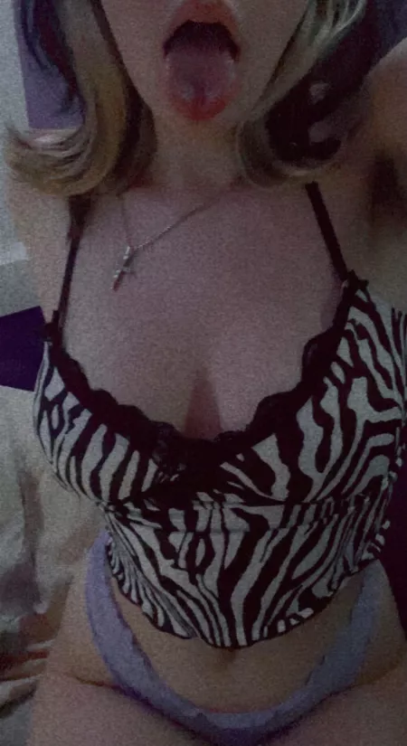 Would you face fuck me please? by yourbabelu