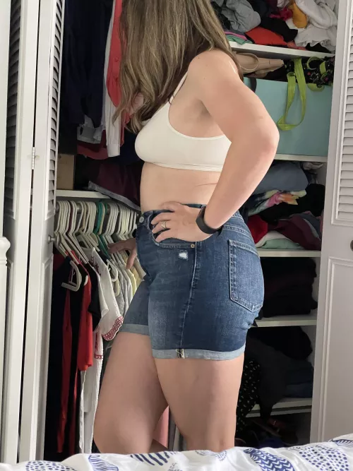 Would you flirt with and fuck my wife? by EmilySequoia