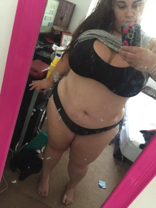 Would you fuck a girl like me? by CockroachGood4790