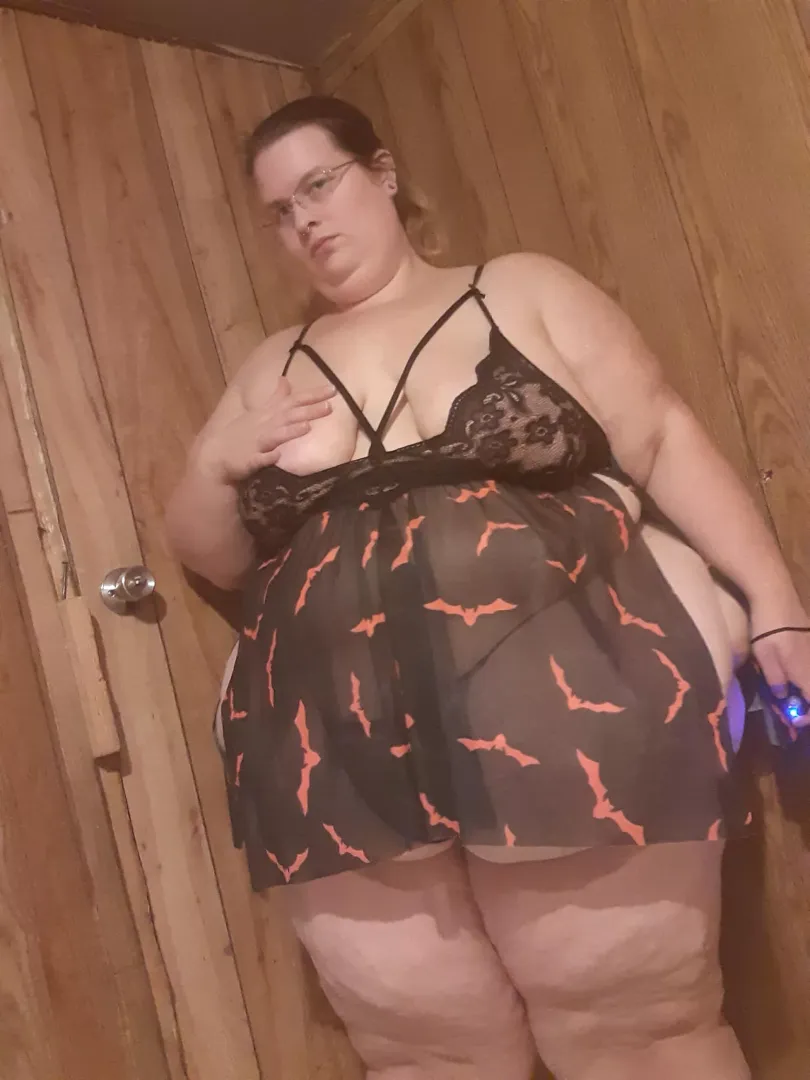 Would you fuck me? posted by raven_willow713