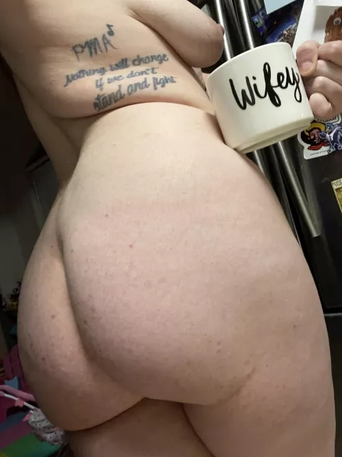 Would you fuck Ms over coffee while my husband’s asleep? by mommydearestxxx
