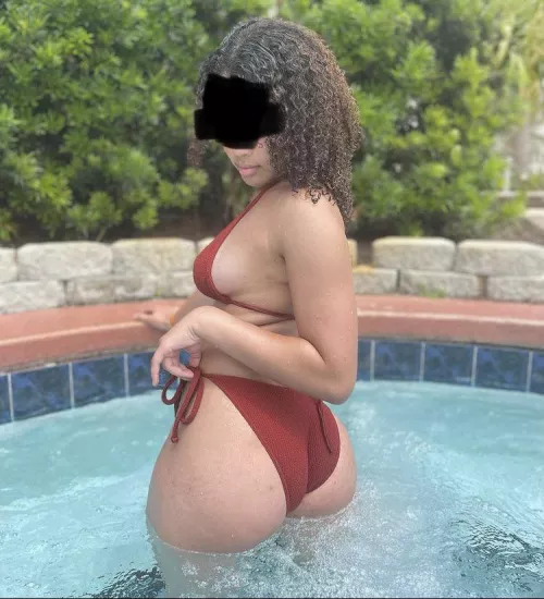 Would you fuck my girl? Who’s jacking off to her? Rate by jmonty5