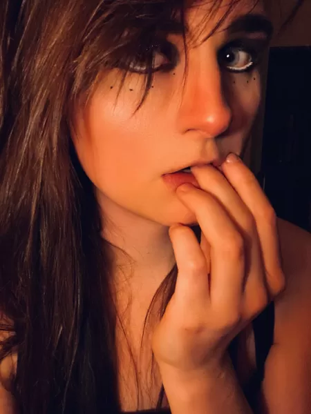 Would you... fuck my sissy mouth? by AvaShade