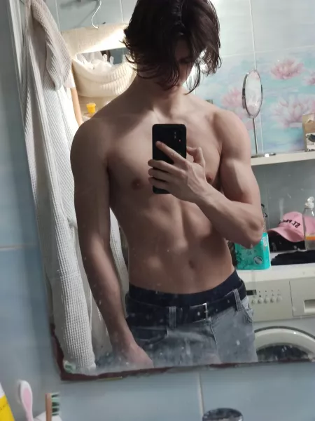 Would you guess I'm a bottom? by LatteMacchiato420