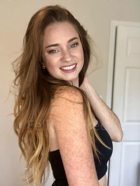 Would you hangout with me? by Felicity_Freckle