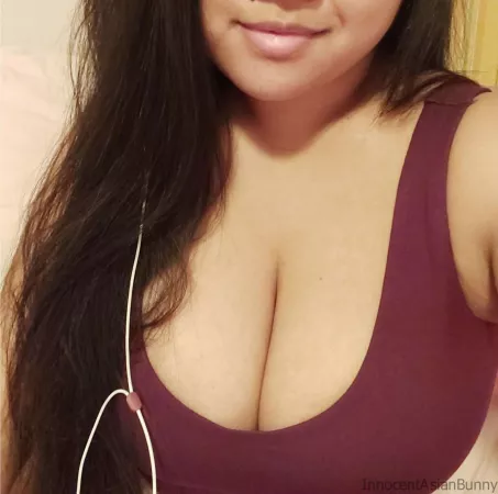 Would you have a hard time keeping eye contact with me? by InnocentAsianBunny