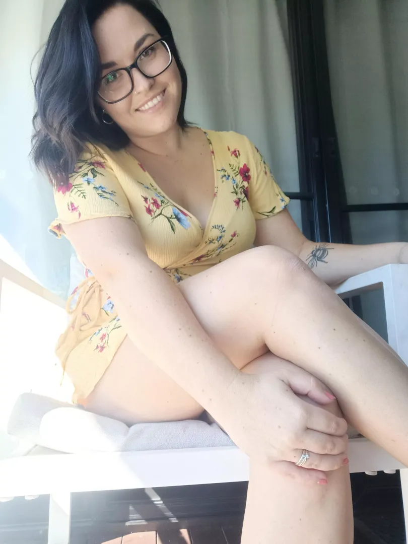 Would you have fun with a 27yo Aussie milf? 😜 posted by emmyr_osa