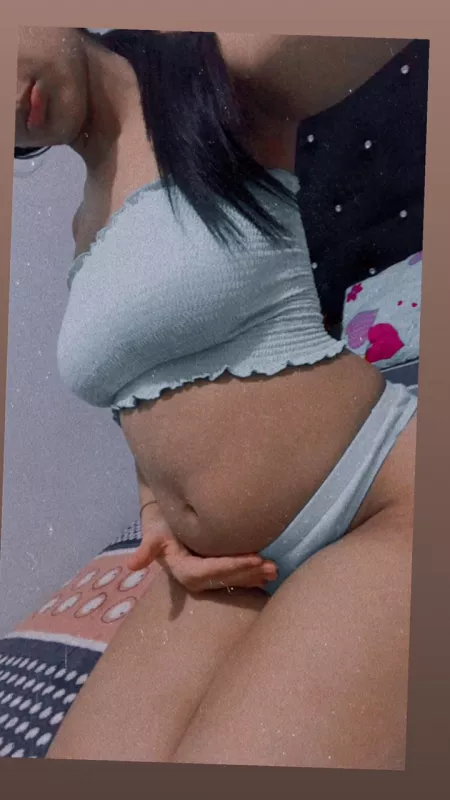 Would you help me raise my baby I am a single mother by Ambar_20