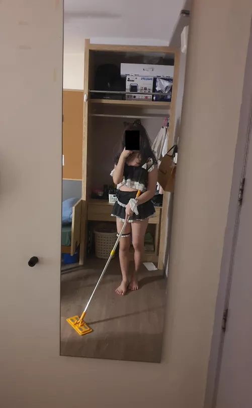 Would you hire me? by ashley_at_night