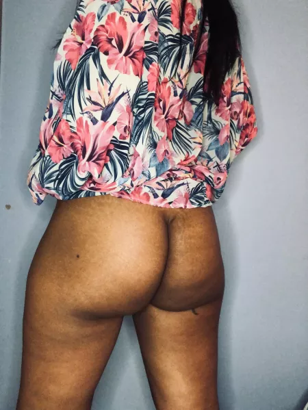 Would you hit it raw? by OpeningGeologist5176