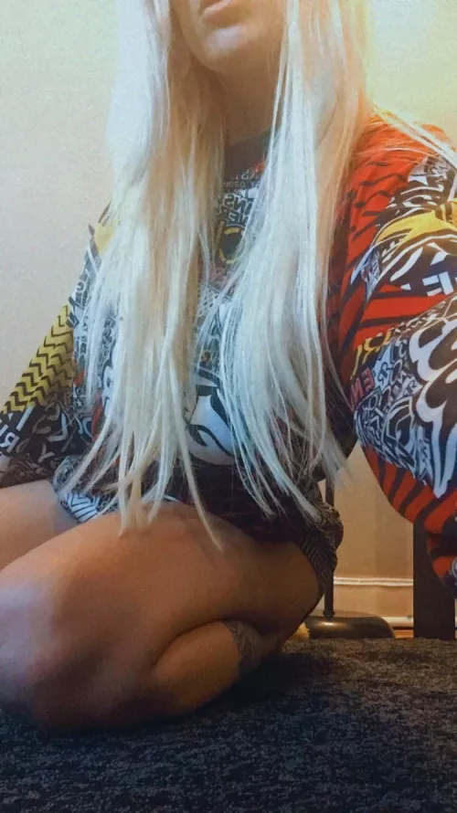 would you jerk off to my nudes if i sent you some? by tina010101