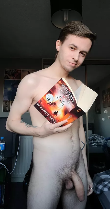 Would you journey to the Dark Tower with me? 🥰 by DarkfireVevo