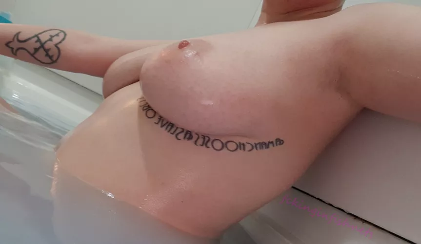 Would you kindly look at these tits? [f] by fckinginfishnets