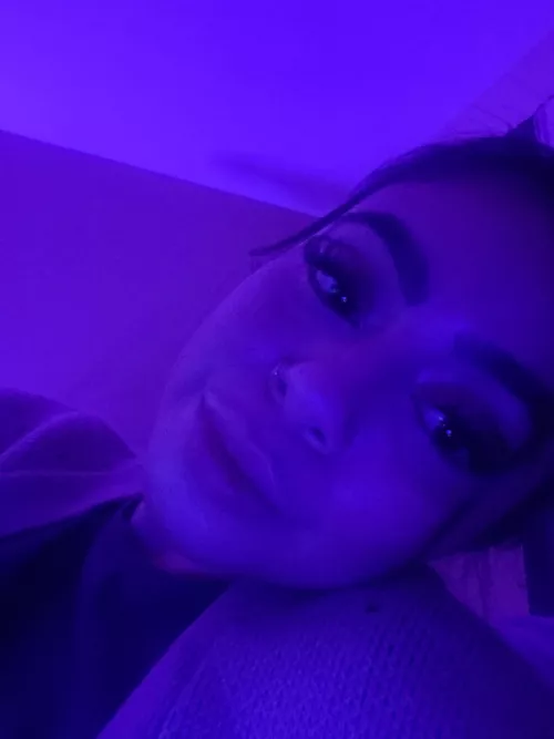 would you kiss me? by elciesativa