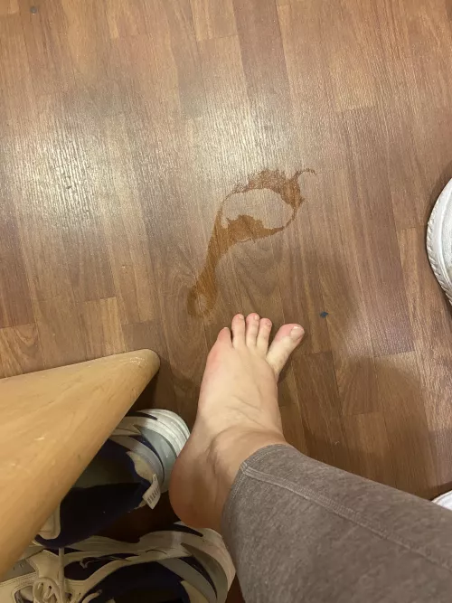 Would you kiss my feet after my workout? ;) by Yaelnextdoorvip