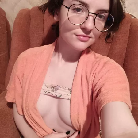 would you knock me up on the first date? by alisonbrooks01