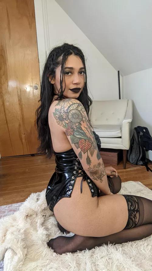 would you let a goth girl blow you? by TarooRooot