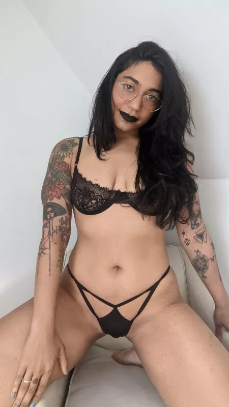 Would you let me hit your J at a party if I asked? by TarooRooot