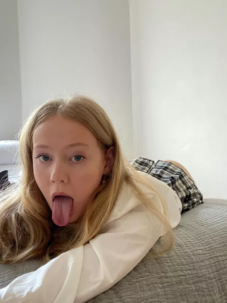 Would you let me lick it? by librarosebud