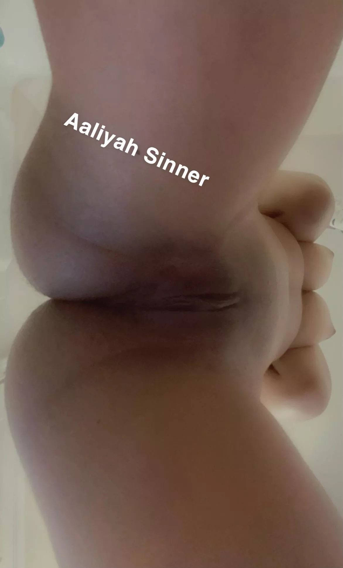 Would you let me sit on your face 😋 posted by Babygirlxsinner