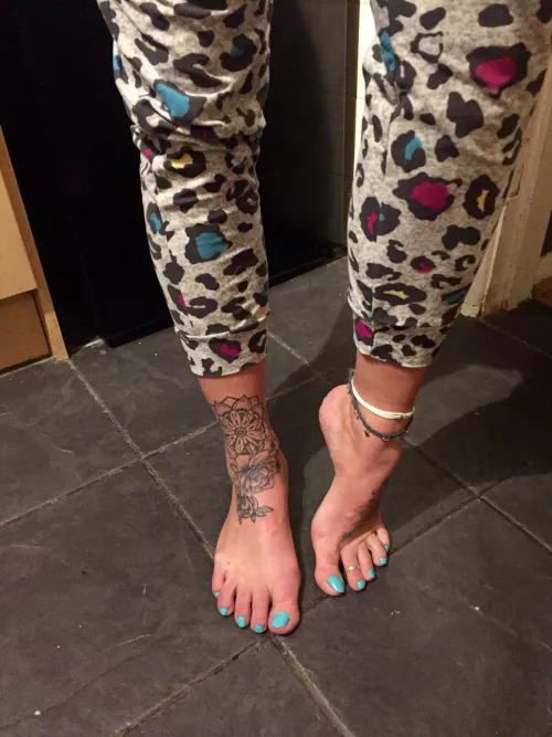 Would you let me smother you with them 🙈❤️ by kokkina_aphrodit